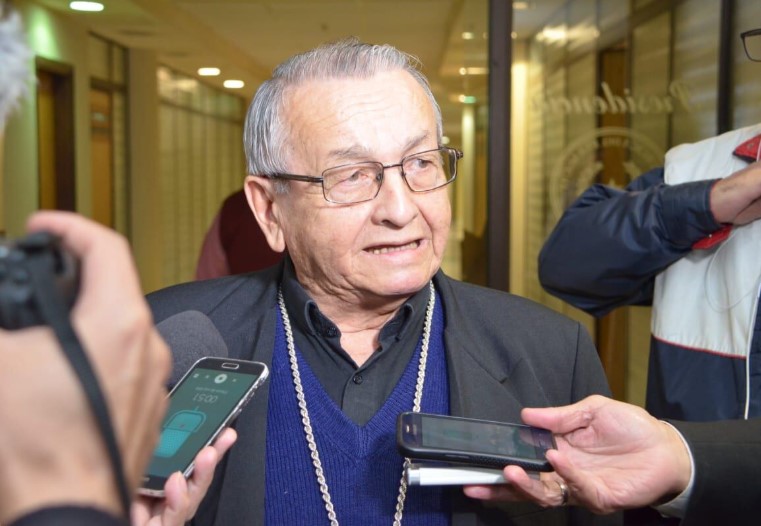 Monseñor Medina: Preocupa la crisis política, social y económica que atraviesa Paraguay
    
    <div class=
